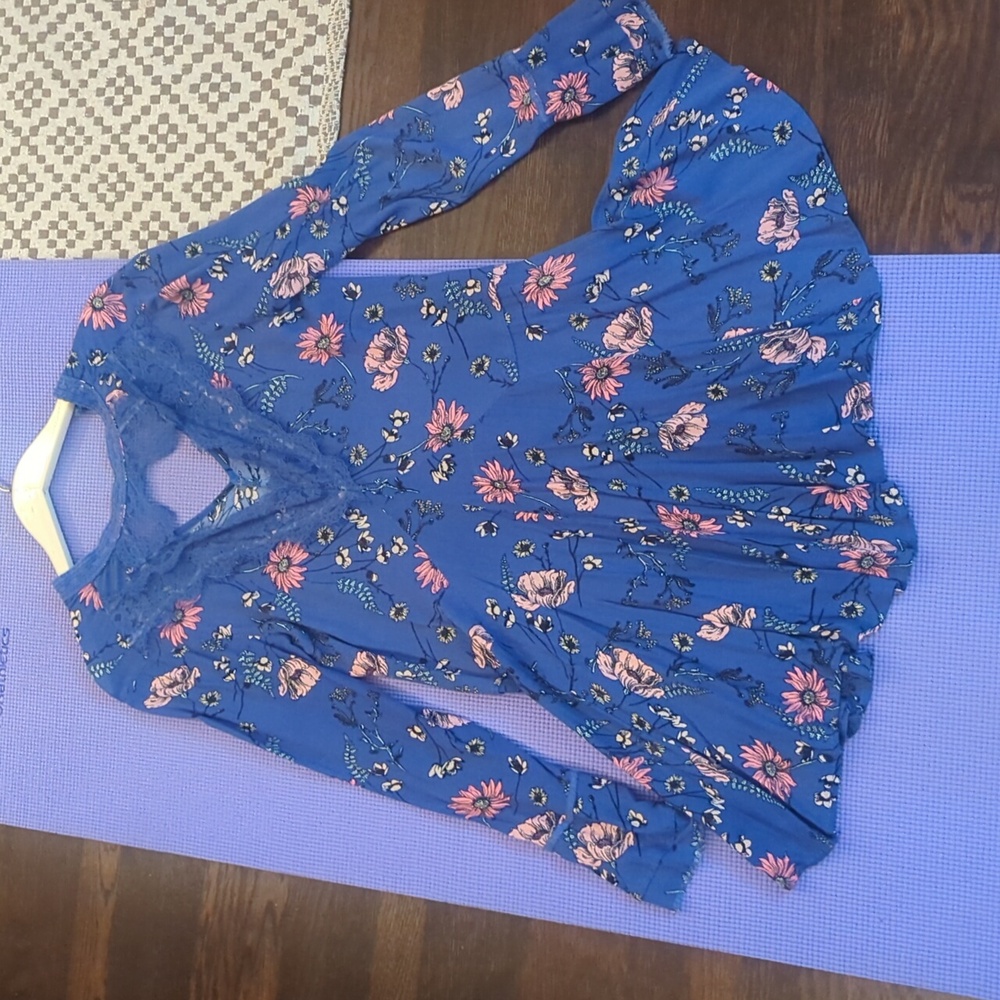 Lulu's Blue Floral Long Sleeve Dress